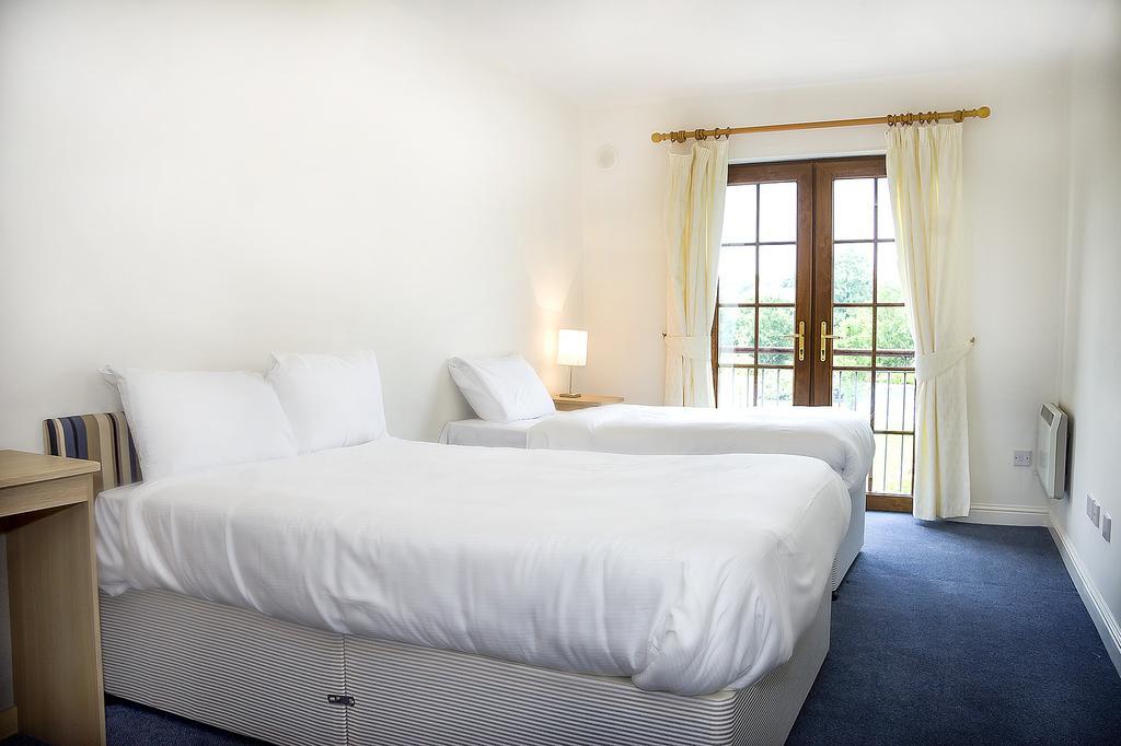 Lough Allen Hotel & Spa Drumshanbo Zimmer foto